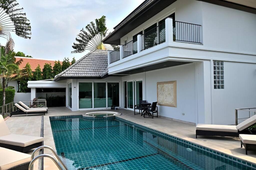 Johanna Villa By G Estate Phuket Ban Saiyuan Exterior foto